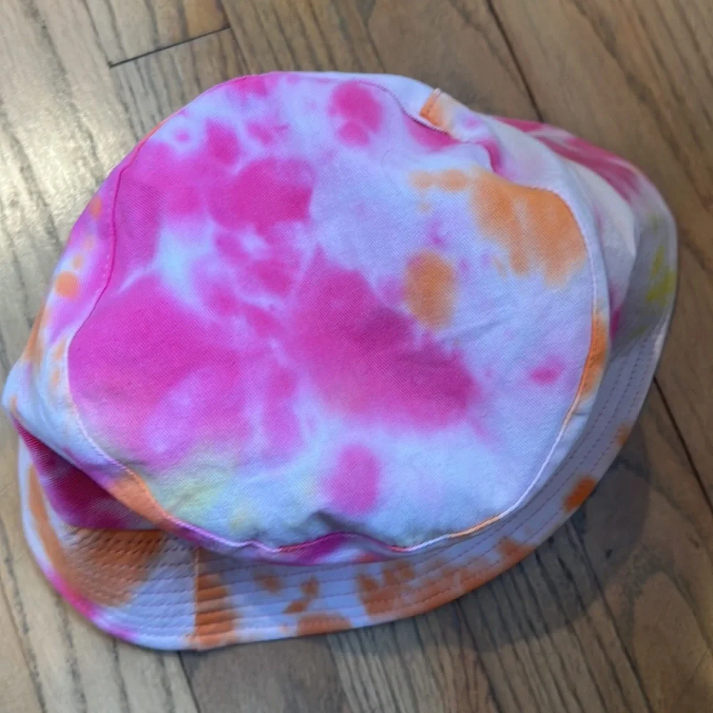 Bucket Hat - Picture 4 of 4